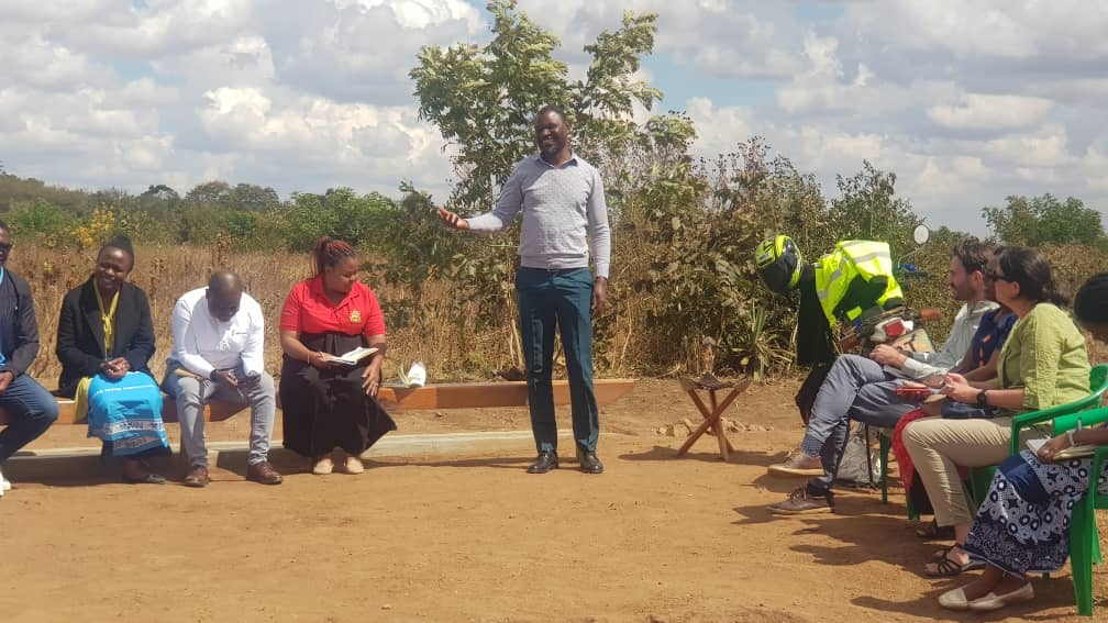 Phillip Chidawati, BW Managing Director, giving a talk at the field visit